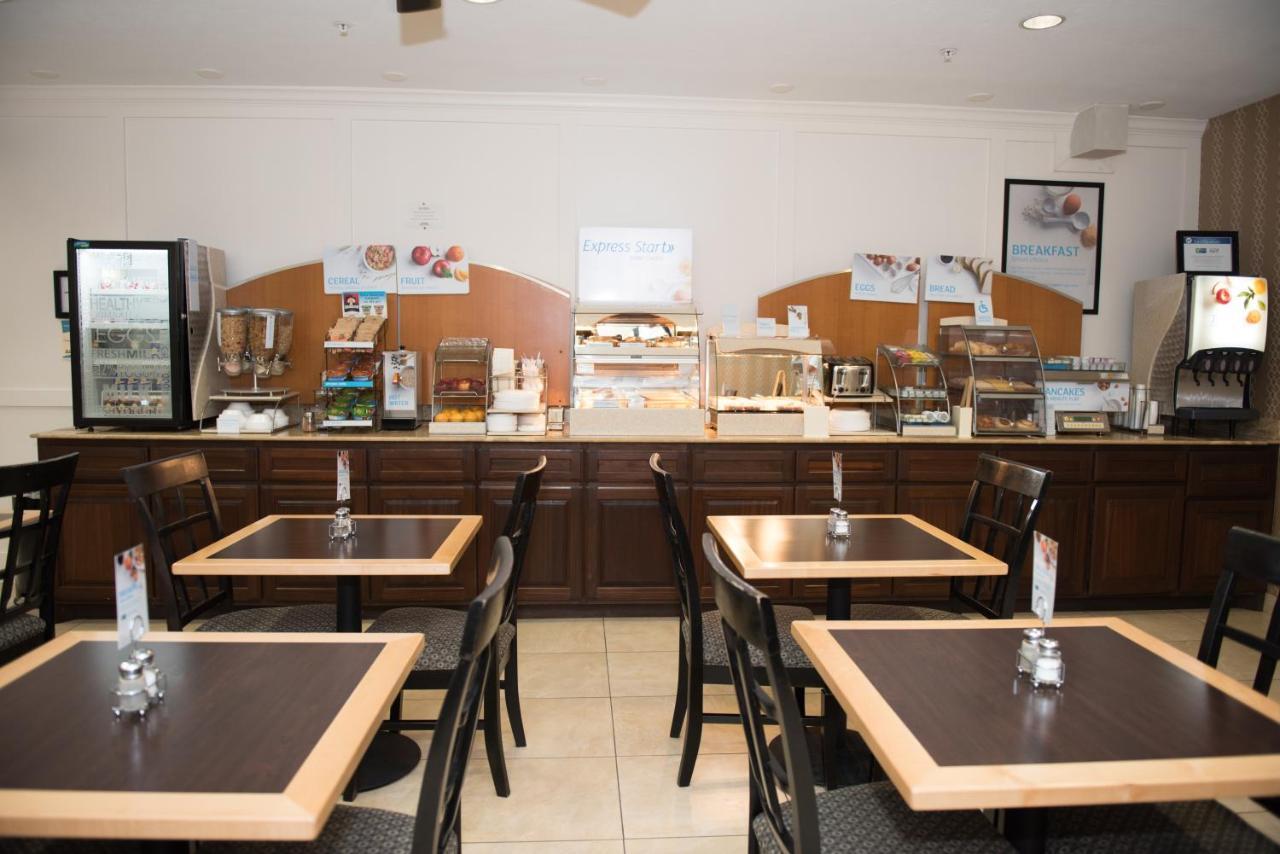 Holiday Inn Express Houston North-1960 Champions Area Louetta 外观 照片
